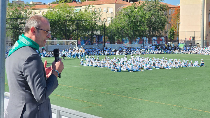 Cerca de 3.000 estudiantes participan en el VIII Encuentro Regional de Danzas del Mundo 'Mi plan es bailar'