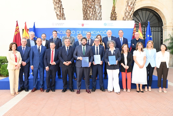 Firma en San Esteban del nuevo plan de financiación plurianual de las universidades públicas (3)