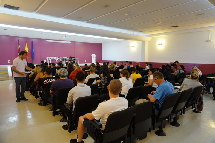 Imagen de los participantes que se presentaron a las pruebas de competencias clave en la sede de Murcia (1)