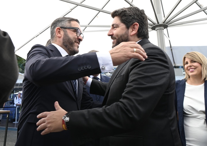 López Miras asiste a la Asamblea de Croem en la que se designa a su nuevo presidente, Miguel López Abad (2)