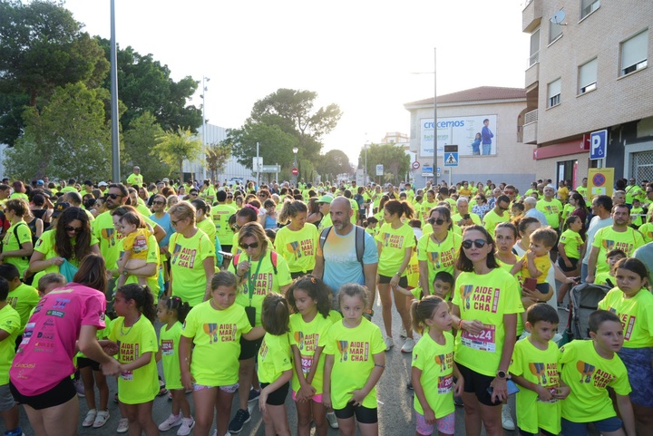 La 'Aidemarcha' reúne a más de 3.000 participantes para correr a favor de la igualdad de las personas con discapacidad (2)