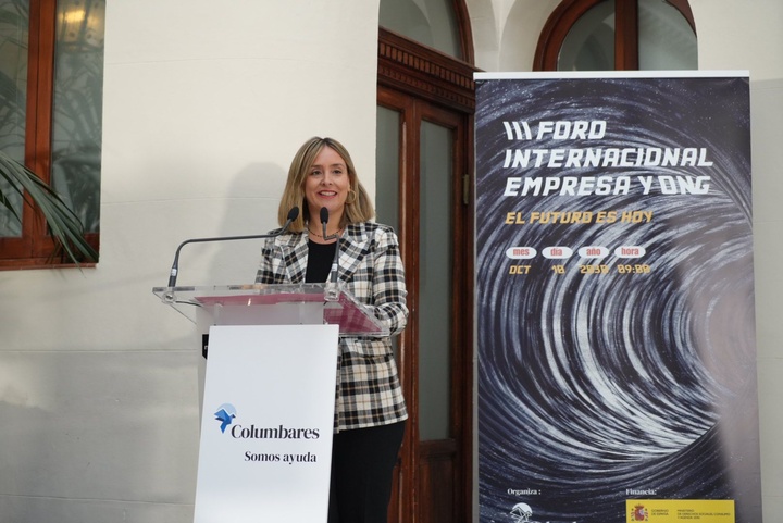 La consejera de Política Social, Familias e Igualdad, Conchita Ruiz, durante su participación en el III Foro Internacional 'Empresa & ONG' (2 de 3)