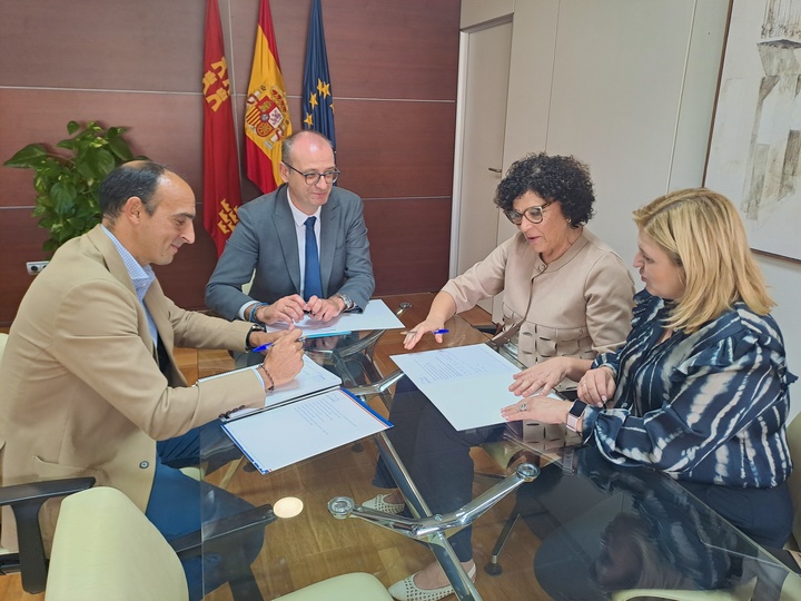 Puerto Lumbreras cuenta con dos nuevas aulas gratuitas de 2-3 años