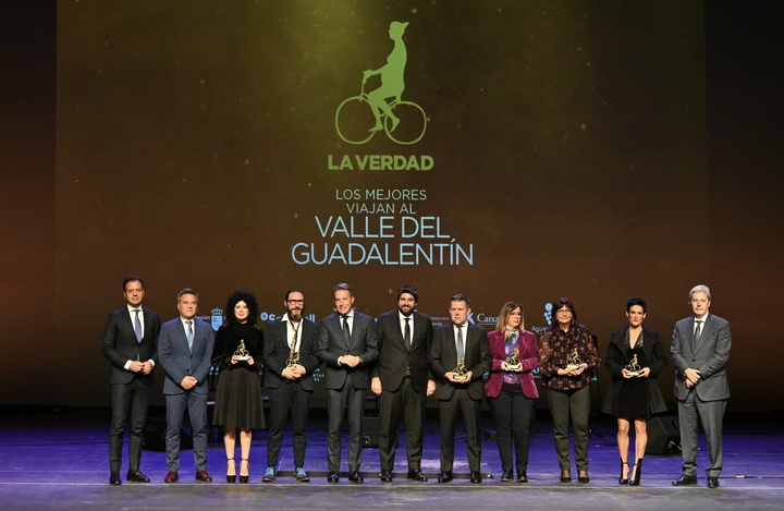 López Miras resalta que los premiados como Mejores del Valle de Guadalentín "han dejado una huella imborrable en la comarca y en toda la Región"