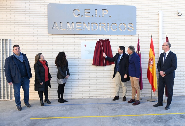 Inaugurado el nuevo pabellón de Infantil del Colegio de Almendricos (3)