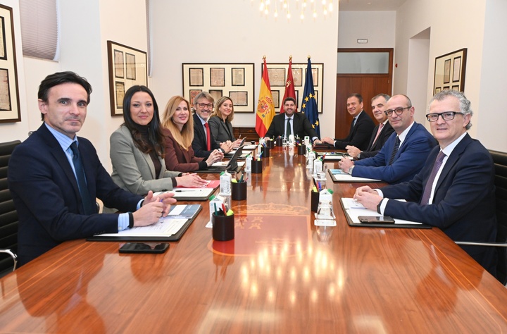López Miras preside el Consejo de Gobierno
