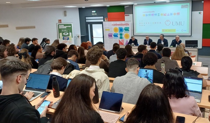 El consejero Juan María Vázquez destaca en la inauguración del encuentro '+ Universitari@s ODSesionad@s' que "es una oportunidad única para que los jóvenes lideren el cambio hacia un futuro más sostenible"