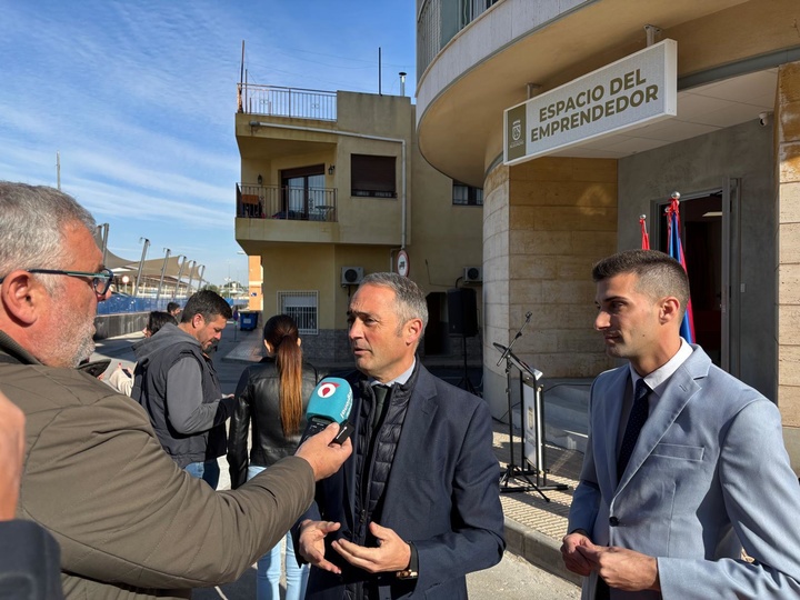 La Comunidad participa en el nuevo vivero comercial de Alguazas con una subvención de 41.000 euros