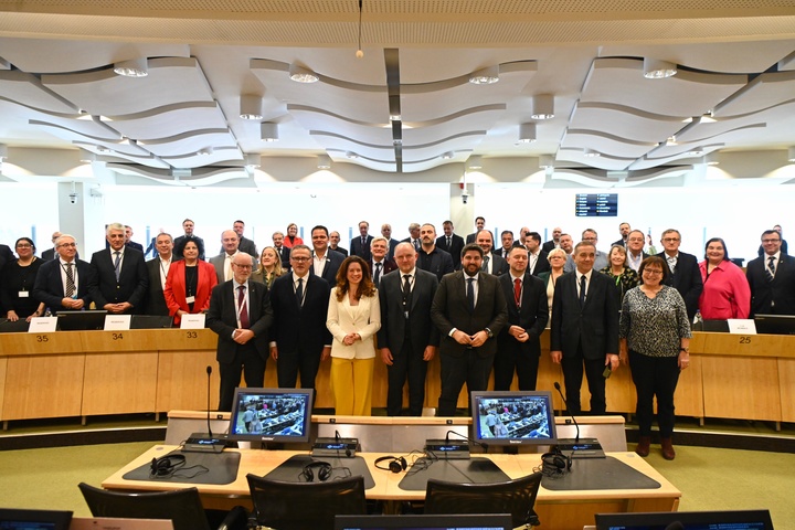 López Miras toma posesión como nuevo vicepresidente de la Comisión de Recursos Naturales del Comité Europeo de las Regiones (2)