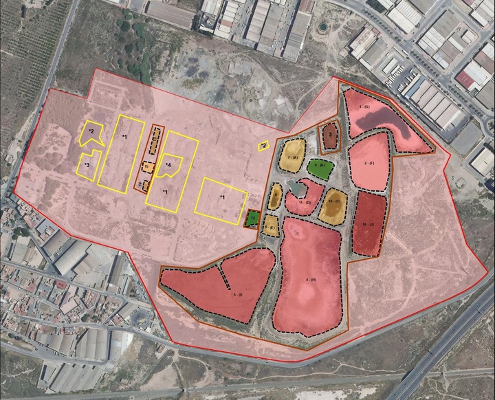 Plano de los antiguos terrenos de la factoría Zinsa, donde los propietarios de los terrenos tendrán que actuar de manera inmediata en una superficie de 280.000 metros cuadrados (identificada en color rosa claro).