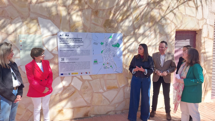 El municipio de Abanilla cuenta desde hoy con tres murales que ponen en valor el patrimonio cultural, etnológico y natural de la localidad