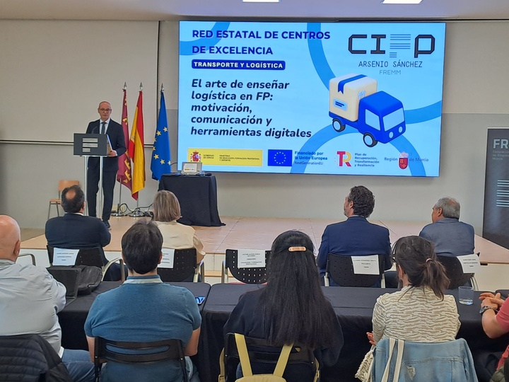 Profesores de FP de toda España participan en la Fremm en una formación sobre logística