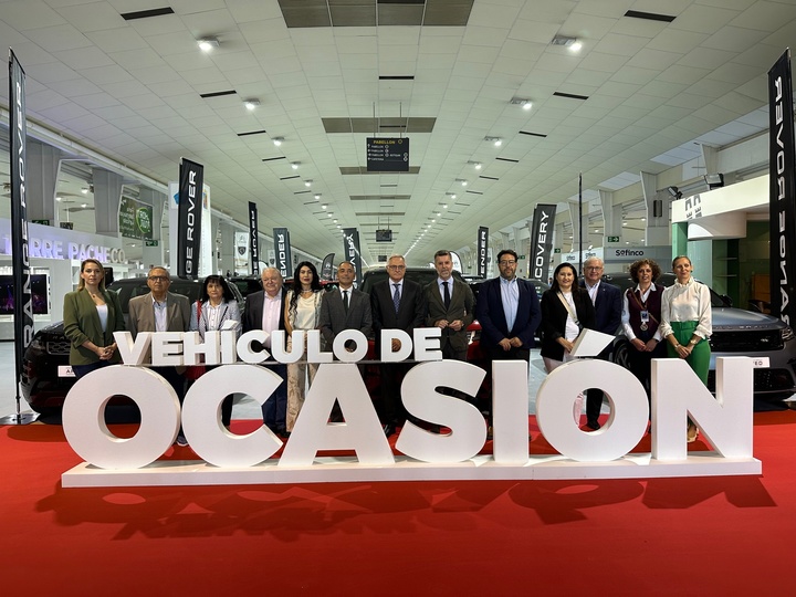 El director general de Comercio destaca la potencia del sector  en la inauguración del XXI Salón del Vehículo de Ocasión en Ifepa