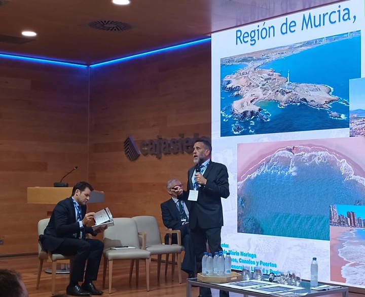 La Región de Murcia participa en el primer Foro Azul sobre marinas gestionadas por las comunidades autónomas celebrado en Tenerife