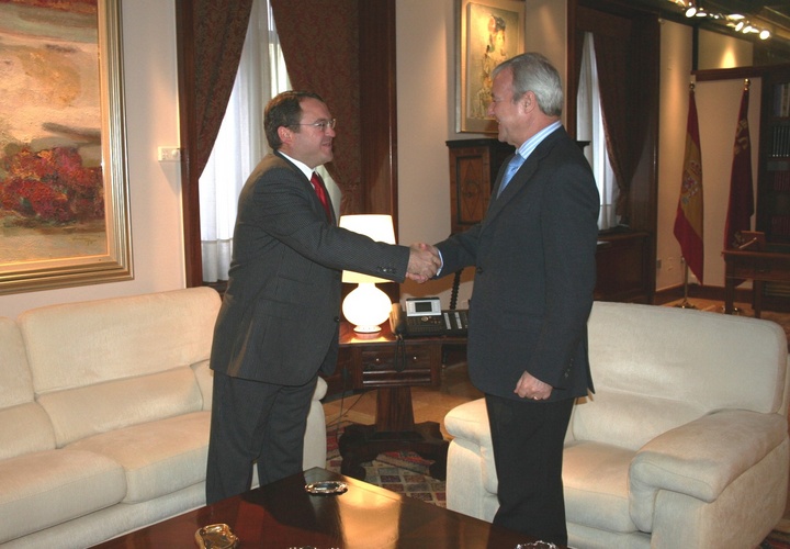 El presidente Valcárcel con el alcalde de Ricote Miguel Ángel Candel