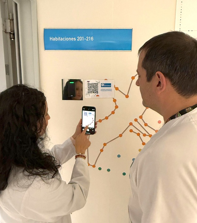 La Arrixaca despliega un sistema de códigos QR para mejorar la accesibilidad de las familias con pacientes en el hospital infantil