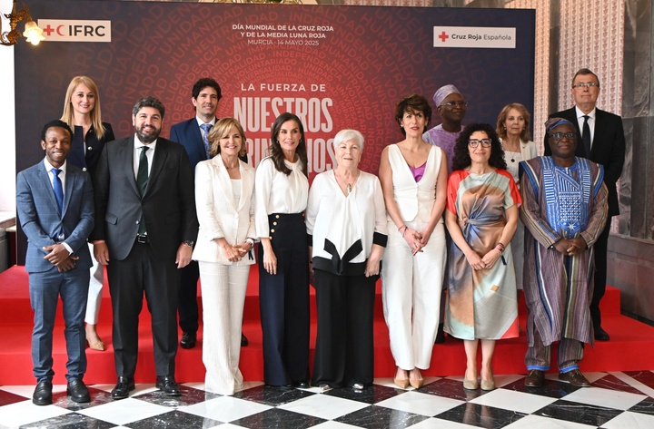 López Miras, durante el acto de entrega de las Medallas de Oro de Cruz Roja 2025 que han contado con la presencia de la reina Letizia
