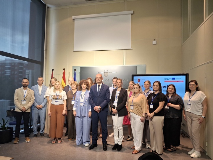 El consejero de Educación recibe a los participantes del proyecto europeo 'LeadEx' para mejorar las políticas educativas