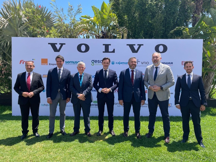 Imagen del artículo El Gobierno regional amplía hasta los 25 millones de euros las ayudas para que las empresas de transporte renueven sus flotas