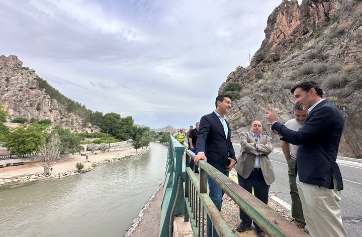 Imagen del artículo La Comunidad refuerza la seguridad ante las inundaciones en la carretera que une los municipios de Blanca y Abarán