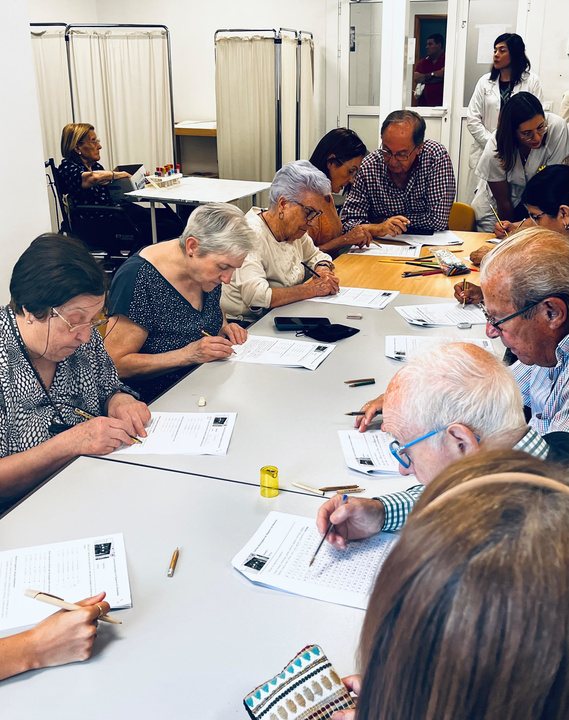 Un taller fomenta la estimulación cognitiva de 20 usuarios mayores del centro de salud de San Andrés de Murcia (2)