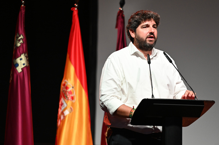 López Miras anuncia que la Comunidad mejorará la iluminación de la carretera entre Lorca y La Hoya (2)