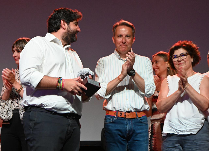 López Miras anuncia que la Comunidad mejorará la iluminación de la carretera entre Lorca y La Hoya (3)