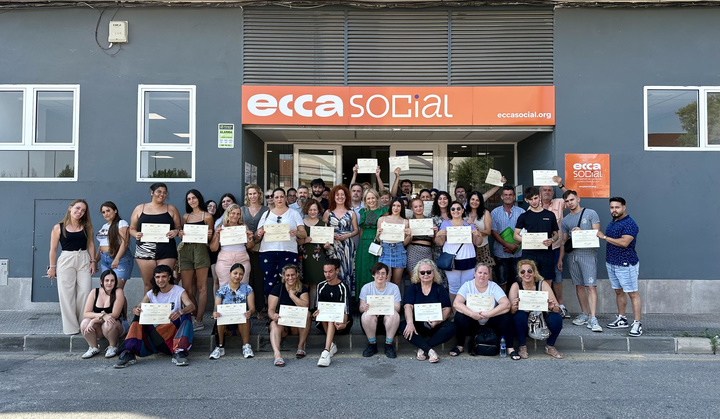 El programa ECCA Orienta, con una inversión de más de 300.000 euros, ofrece orientación, formación y el acompañamiento individualizado