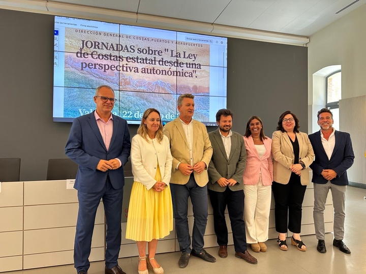 Imagen del artículo El Gobierno regional suscribe un manifiesto con otras autonomías para reclamar al Ministerio una gestión responsable y coordinada del litoral