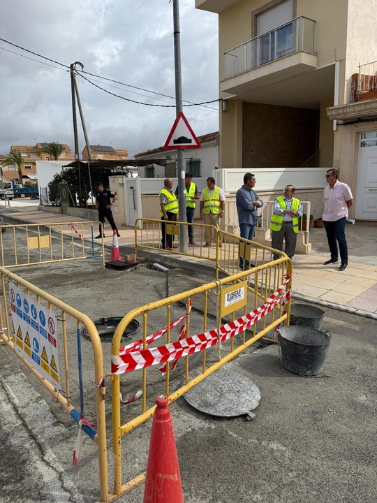 Fomento mejora el drenaje en la travesía de la pedanía abanillera de Mahoya y resuelve una demanda histórica de los vecinos