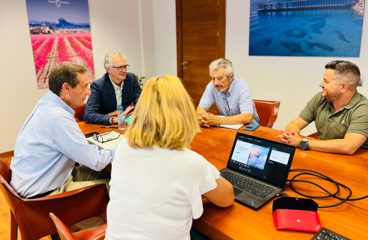 El consejero de Salud aborda con expertos de la Alianza por el Sueño el impacto de los trastornos asociados a este proceso biológico y la concienciación sobre un buen descanso (1)