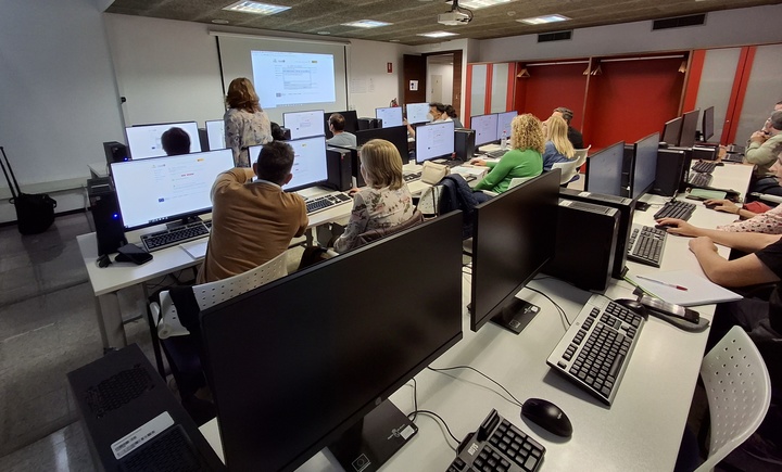 Imagen del curso de manera presencial para acreditar sus competencias en el marco del programa Certificarm