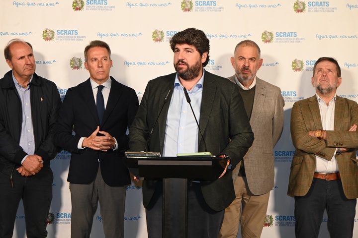 Fernando López Miras preside la Asamblea Abierta 'Retos a corto plazo para la utilización de las aguas subterráneas en la cuenca del Segura: los usos del sector primario'