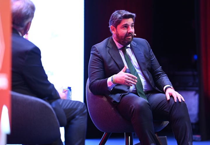 López Miras, en el CEO Congress (3)