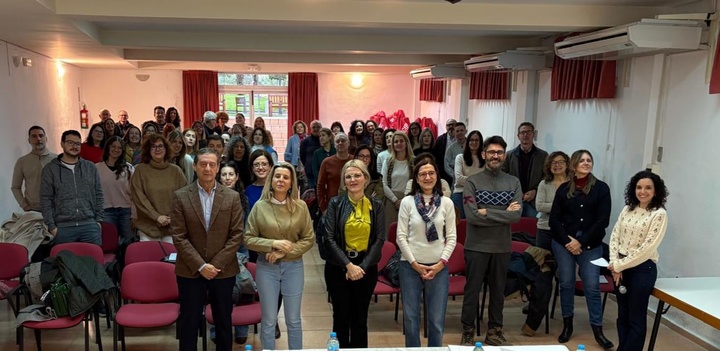 Cerca de 80 profesionales se re&uacute;nen para fomentar el bienestar desde una perspectiva de salud en Atenci&oacute;n Primaria (1)