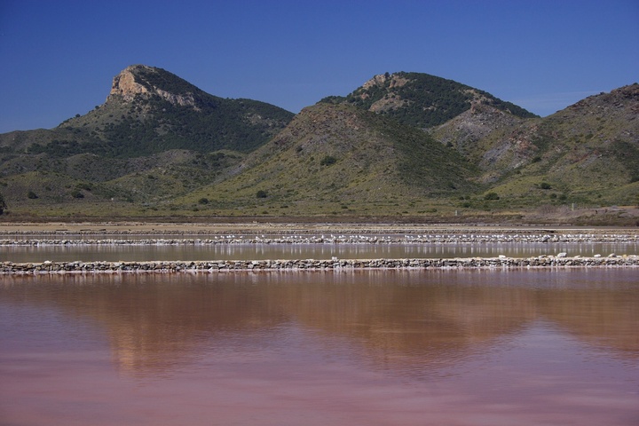 Las Salinas del Rasall en el Parque Regional de Calblanque, Monte de las Cenizas y Pe&ntilde;a del &Aacute;guila.