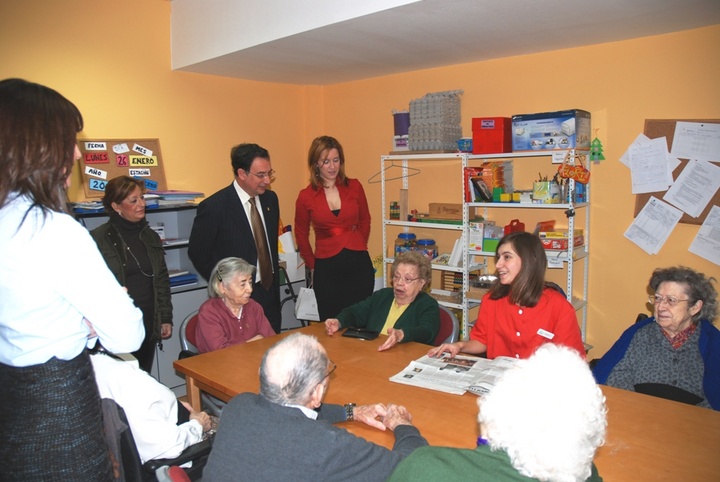 Bascuñana visita la Residencia de Mayores Nuestra Señora de la Salud de Alcantarilla