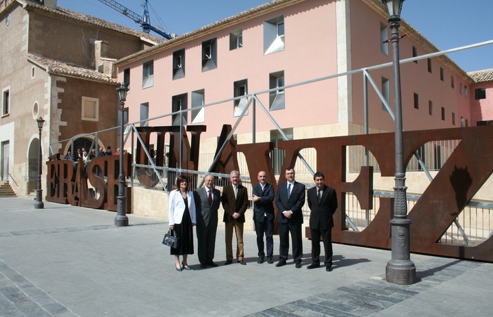 El presidente de la Comunidad inaugura la nueva Biblioteca Municipal de Cieza (2)