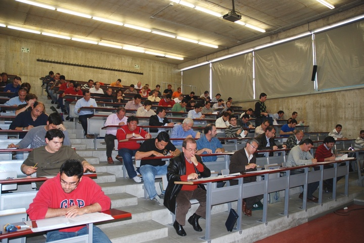 Casi mil personas acuden a las pruebas para obtener títulos náuticos de recreo