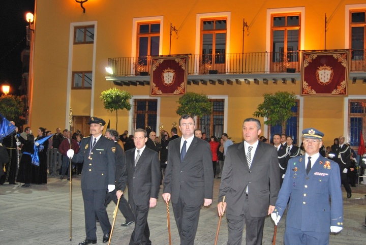El consejero de Obras Públicas y Ordenación del Territorio presidió la procesión de Viernes Santo de Alcantarilla (2)