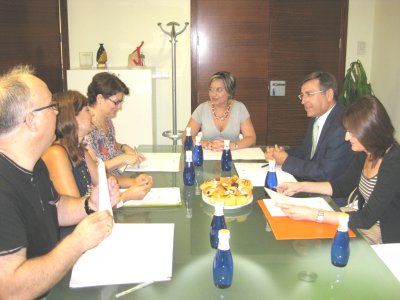 Comisión de Seguimiento del Acuerdo de Colaboración entre el Injuve, la Dirección General de Vivienda y Arquitectura y el IVS (2)