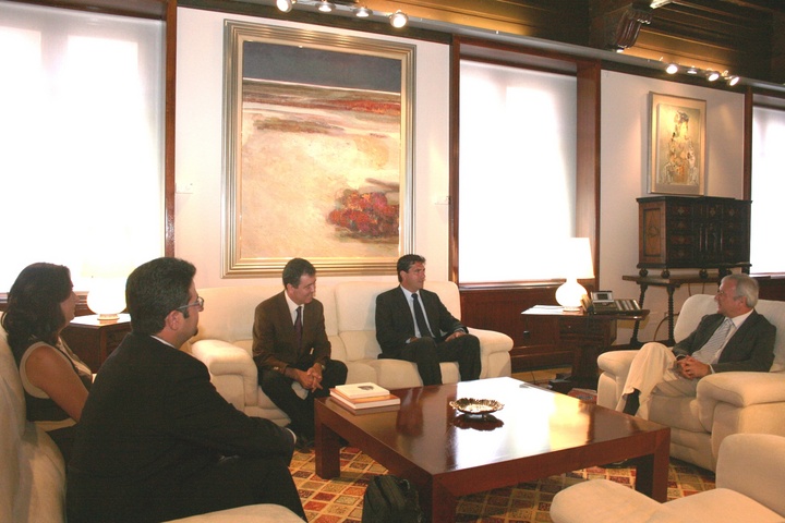 Valcárcel recibe a la junta de gobierno del Colegio Oficial de Ingenieros de Telecomunicaciones de la Región
