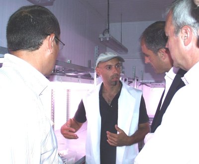 Los presidentes de la Comunidad de Murcia y Valencia, Ramón Luis Valcárcel y Francisco Camps, visitan la cooperativa Surinver de El Pilar de la Horadada