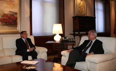 Valcárcel recibe al Defensor de Pueblo de la Región de Murcia, José Pablo Ruiz Abellán