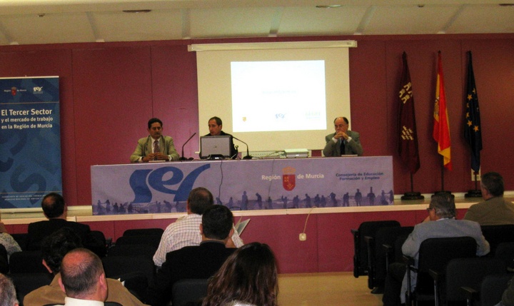 Presentación del estudio 'El Tercer Sector y el mercado de trabajo en la Región de Murcia' (2)