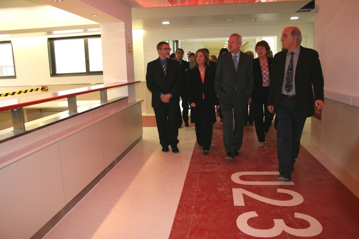 El presidente Valcárcel visita las obras del nuevo hospital del Mar Menor