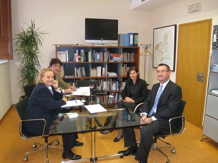 Reunión de la Dirección General de Turismo con el consulado de Gran Bretaña en la zona de Levante