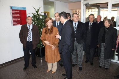 Palacios visita el consultorio de Atención Primaria de Roldán