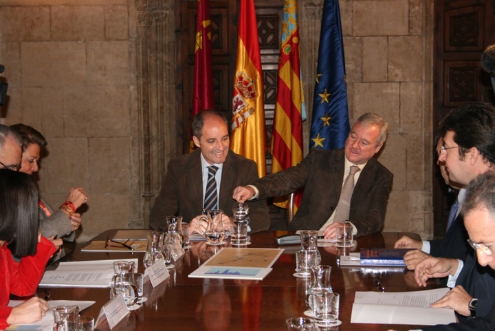 Encuentro presidente Valcárcel con presidente de la Generalitat Valenciana (I)
