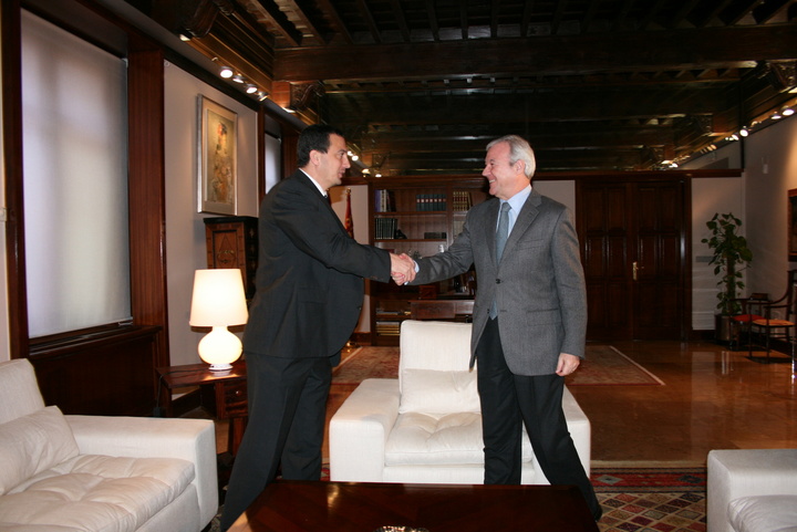 El presidente Valcárcel recibe al coordinador regional de IU, José Antonio Pujante